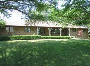 10931 N Gilbert Rd, Columbia, MO 65202