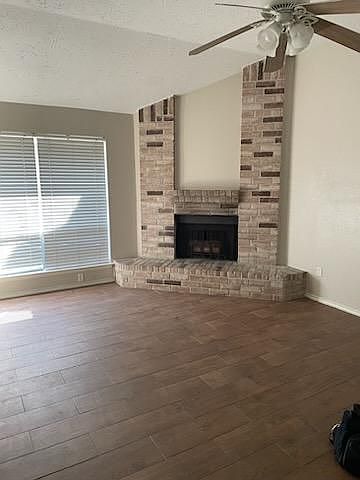 1st image of 11911 Oakner Dr