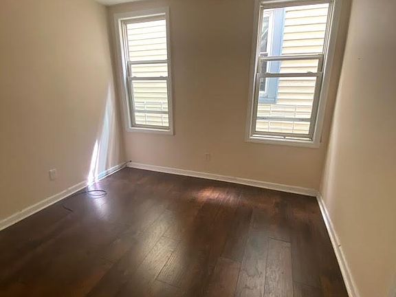 4th image of 449 Avon Ave #C