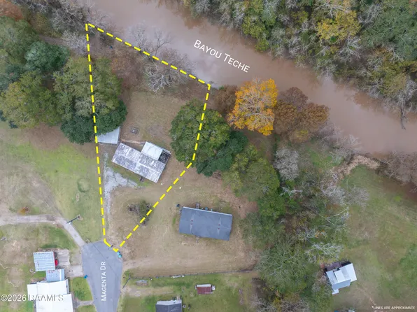 1036 Magenta Rd, Breaux Bridge, LA 70517