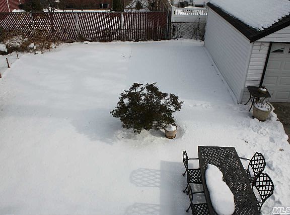 3rd image of 843 Harrison St