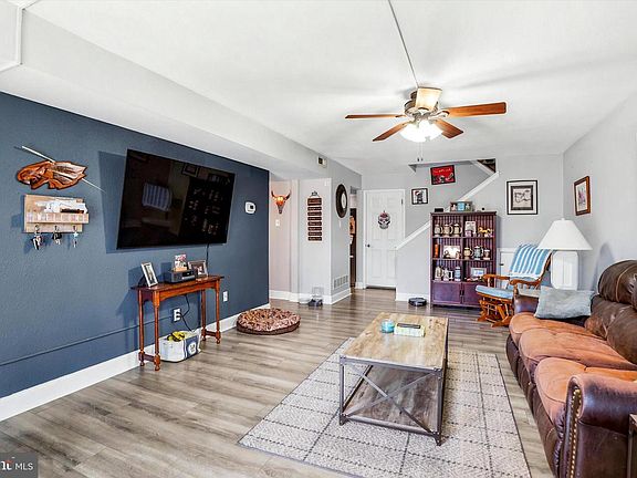 5th image of 192 Summit House