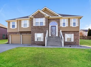 11020 N Laurel Ave, Kansas City, MO 64157