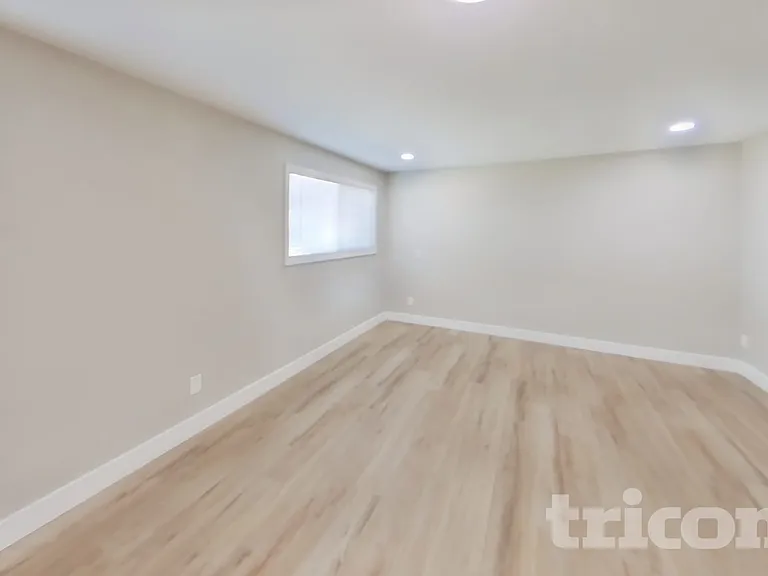 4820 W Hayward Ave — Photo 17