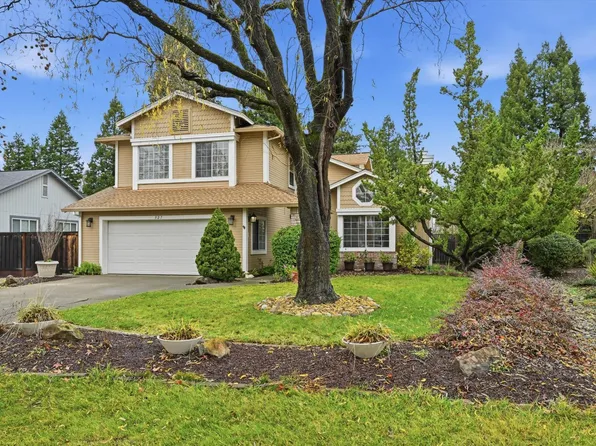 327 Blazing Star Court, Windsor, CA 95492