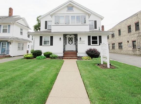 5th image of 16 Park Ave