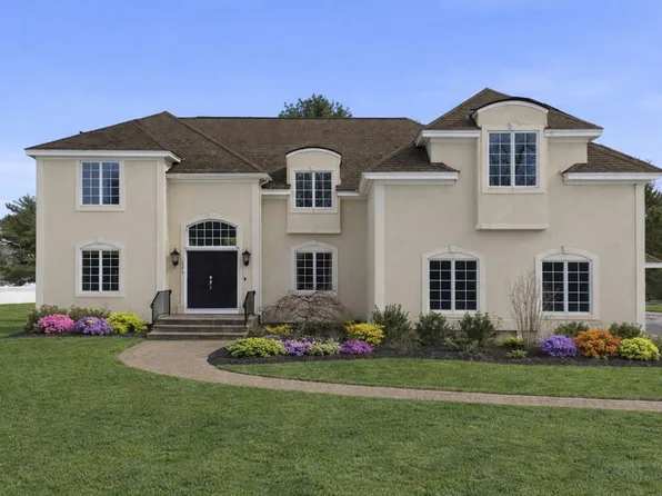 344 S Main St, Andover, MA 01810