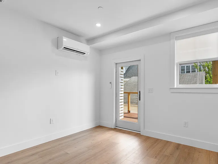 113 Ives Street — Photo 155