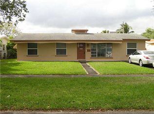 2216 N 43rd Ave, Hollywood, FL 33021