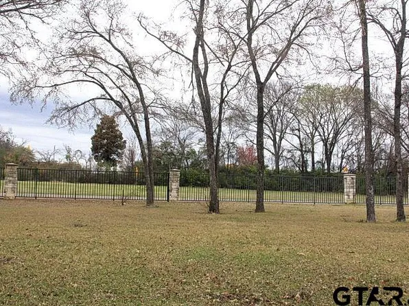 120 S Palomita Cir, Athens, TX 75751