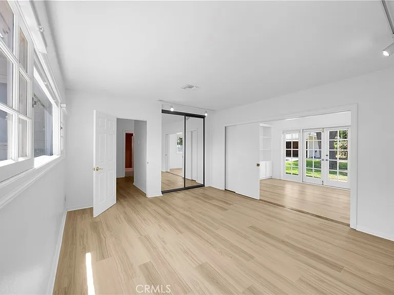 4031 N Virginia Rd — Photo 10