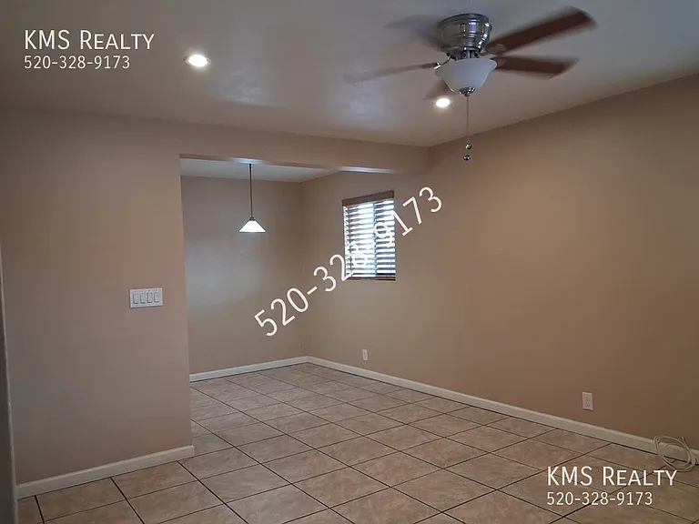 2044 S March Pl — Photo 5
