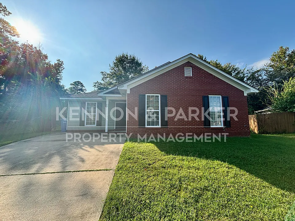 7001 Hunter Hill Ct