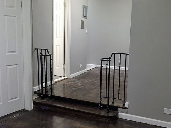 2nd image of 1011 Carroll Pl APT 5A