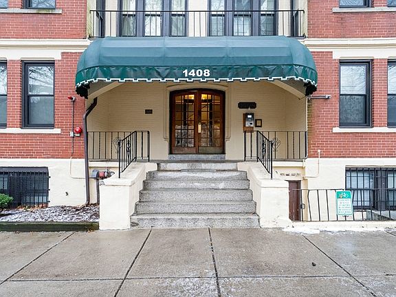 2nd image of 1408 Commonwealth Ave APT 14