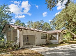 105 Easy Ln, Palatka, FL 32177