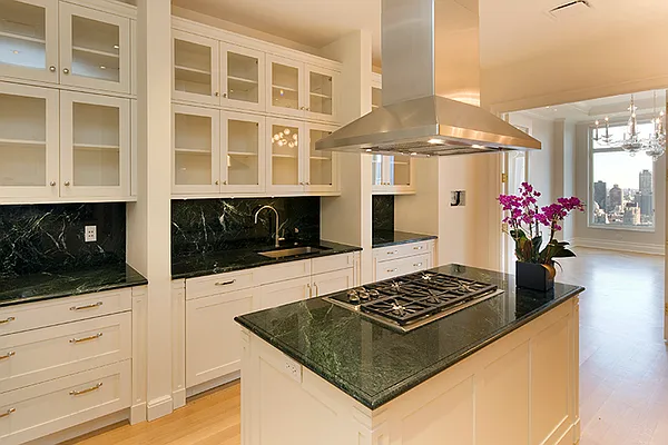 Rented by Brown Harris Stevens | media 6