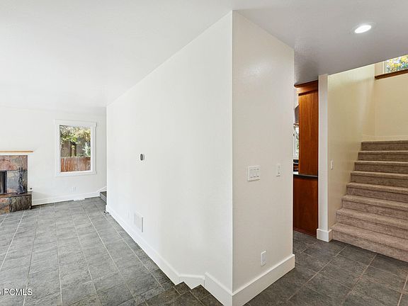2nd image of 754 Quaking Aspen Ct