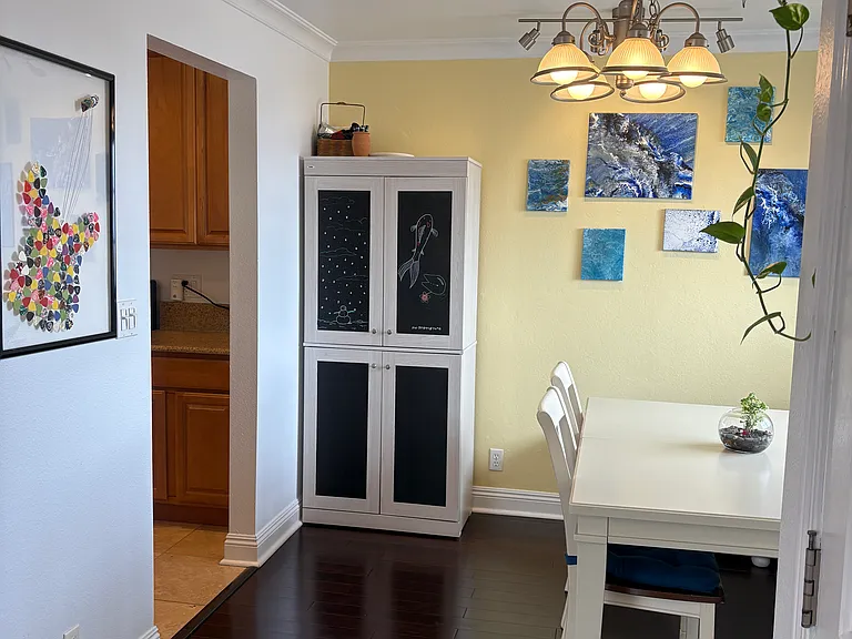 1605 E 2nd St #301 — Photo 10