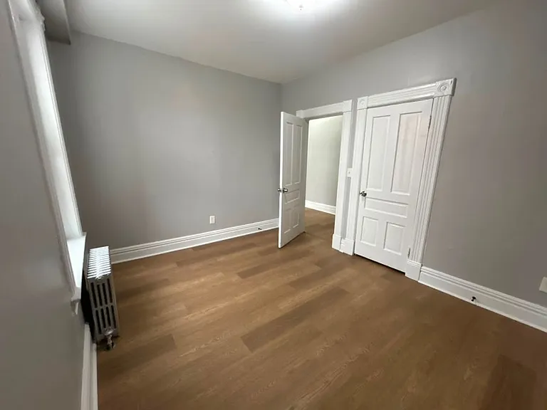 40 Pearl St — Photo 12
