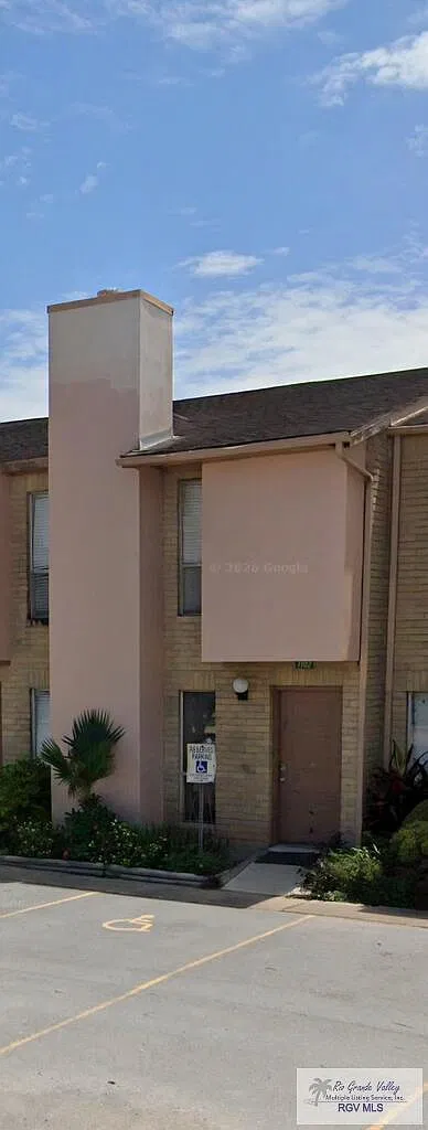 3500 Carmen Ave — Photo 1