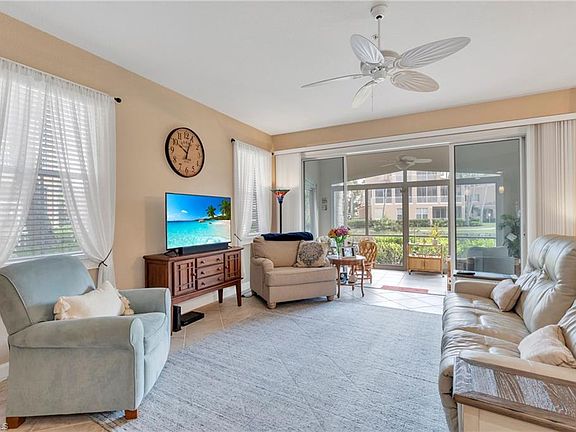 2nd image of 3278 Sunset Key CIR #101