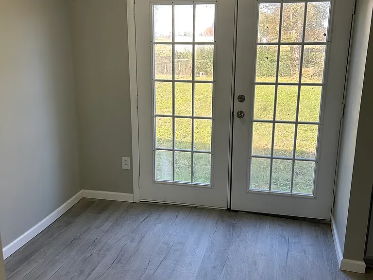 832 E Elgin Pl — Photo 7
