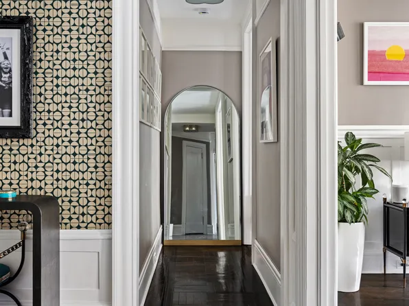 200 West 54th Street image 14 of 17