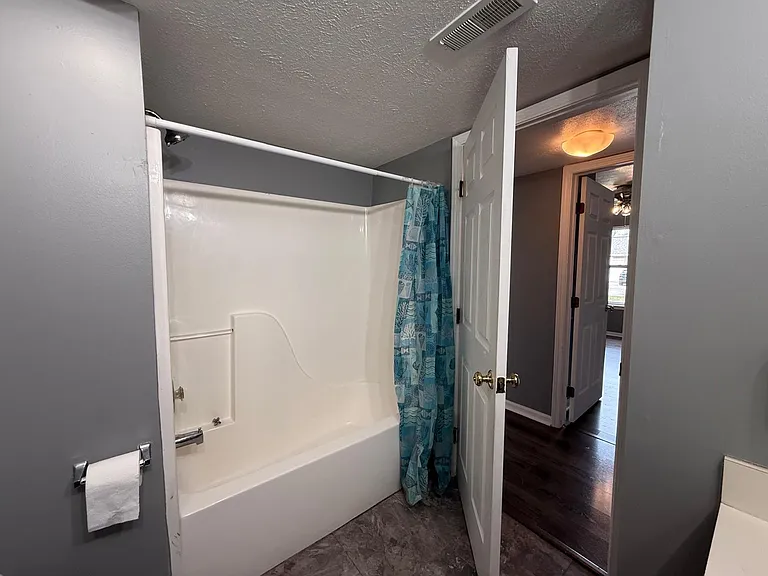 1401 Millbrook Trl — Photo 10