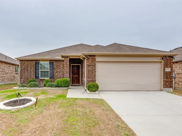 1720 Vernon Dr, Aubrey, TX 76227