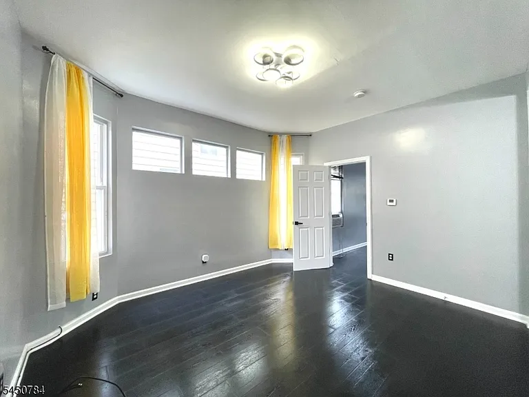 59 Ellington St #1 — Photo 1