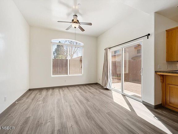 4th image of 378 Avenida De Amigos