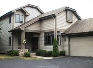 3 Spruce Rdg, Fairport, NY 14450