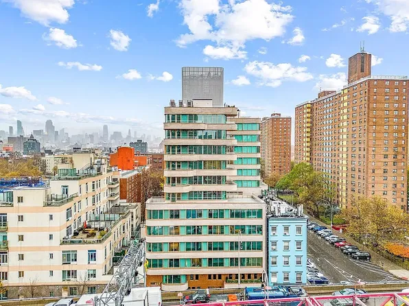 208 Delancey Street image 16 of 16