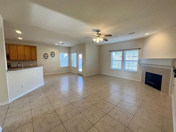 4th image of 7215 Baitland Dr