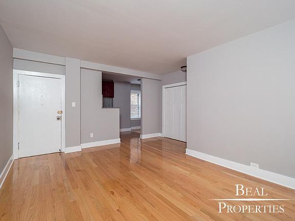 2nd image of 1347 N Dearborn St APT 407