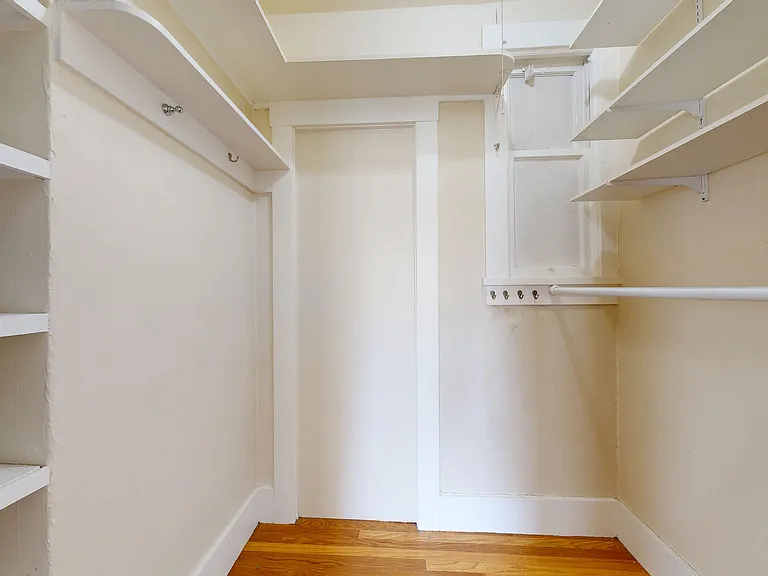 920 Taylor St #8 — Photo 10
