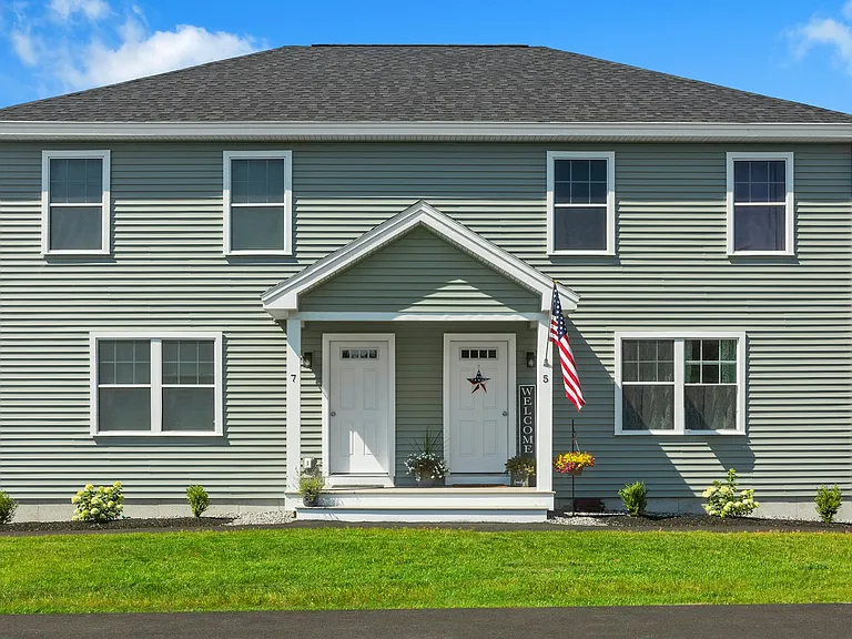 5 Anglers Rd — Photo 24