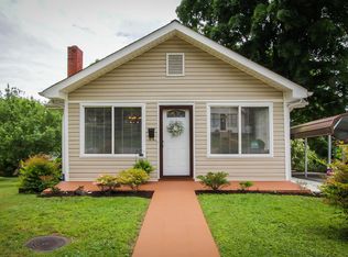 216 Howard St, Clinton, TN 37716