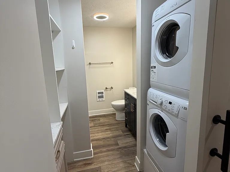 W 100 N — Photo 5