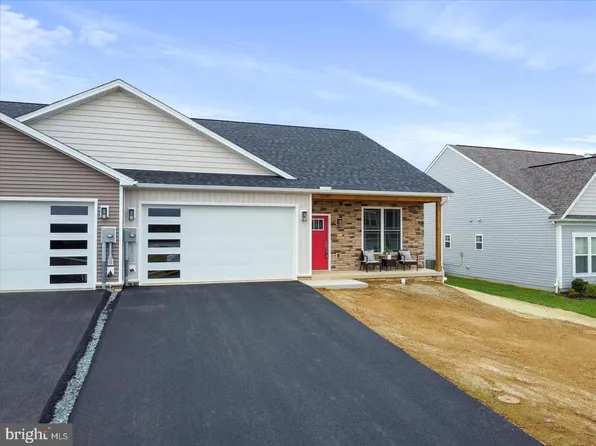11797 Mystic Rock Ln S, Waynesboro, PA 17268