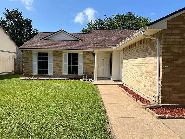 17515 Wild Willow Ln — Photo 1