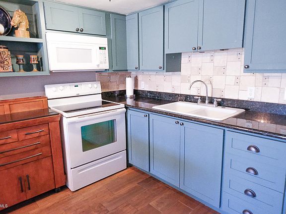 5th image of 2425 W Missouri Ave #5301