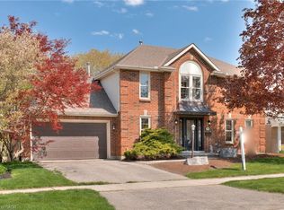 69 Manitoulin Cres, Kitchener, ON N2A3H6