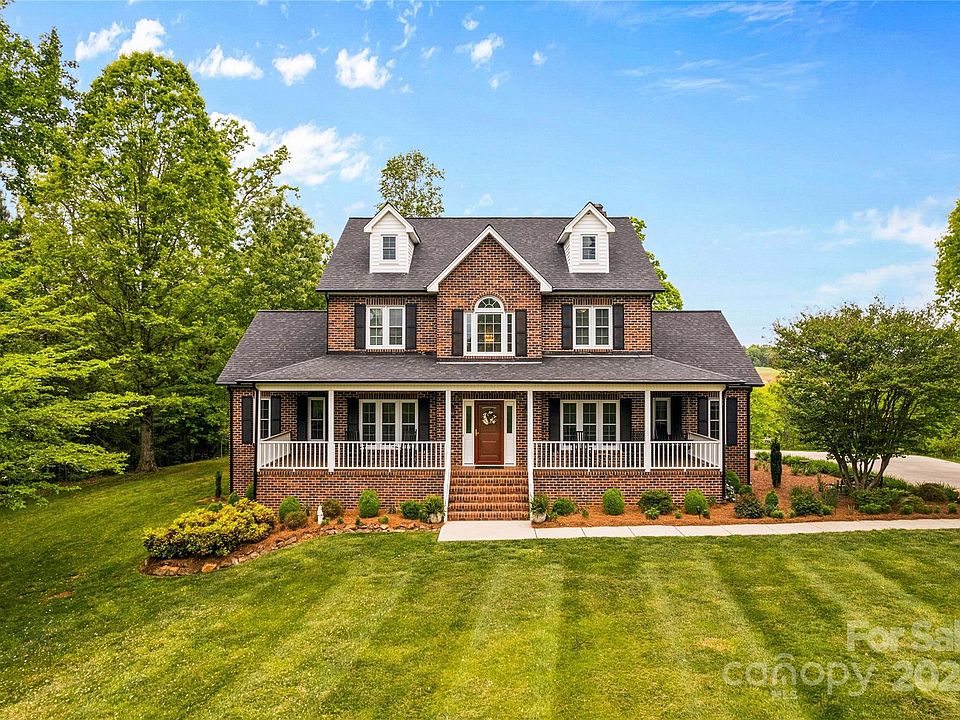 1st image of 217 Southview Dr