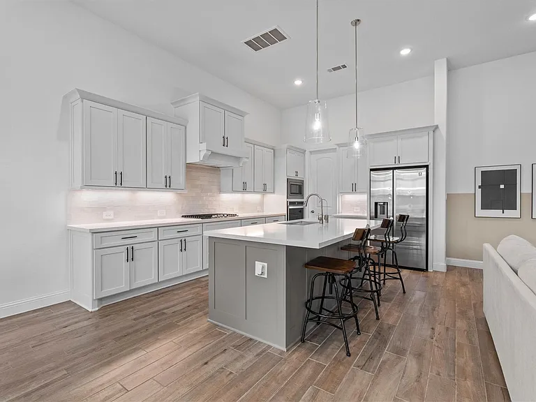 28096 Woodland Bend Way — Photo 32