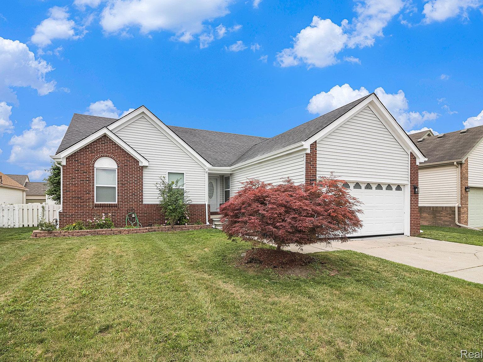 46684 E Briarwood Dr, Chesterfield, MI 48051 | Zillow