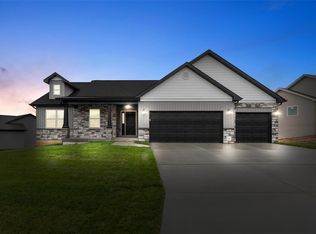 276 Auburn Ridge Dr, Troy, MO 63379