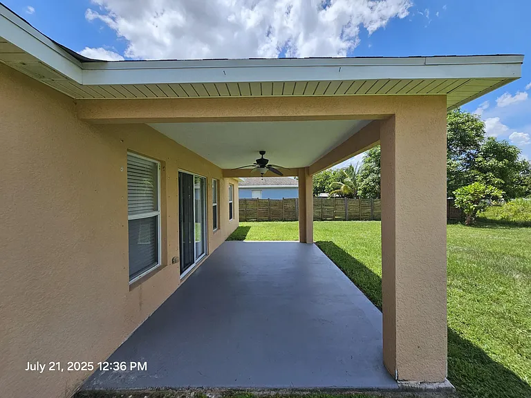 2182 SW Idaho Ln — Photo 23