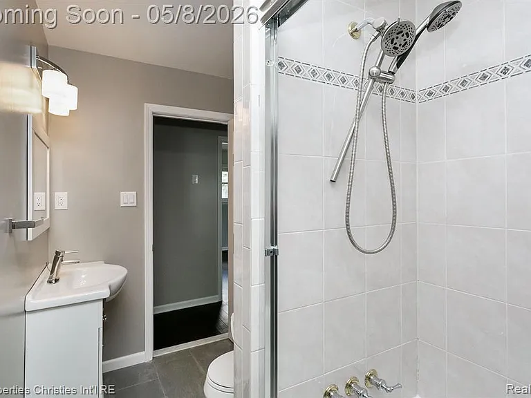 2716 Ardmore Ave — Photo 21